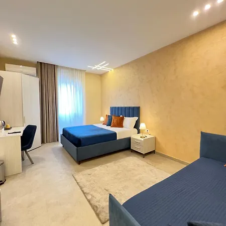 Partenope's House 3*