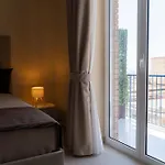 Partenope's House 3*