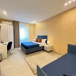 Partenope's House 3*