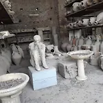 Partenope's House