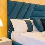 Partenope's House Nocleg ze śniadaniem 3*