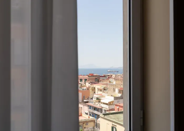 Partenope's House Bed & Breakfast 3*