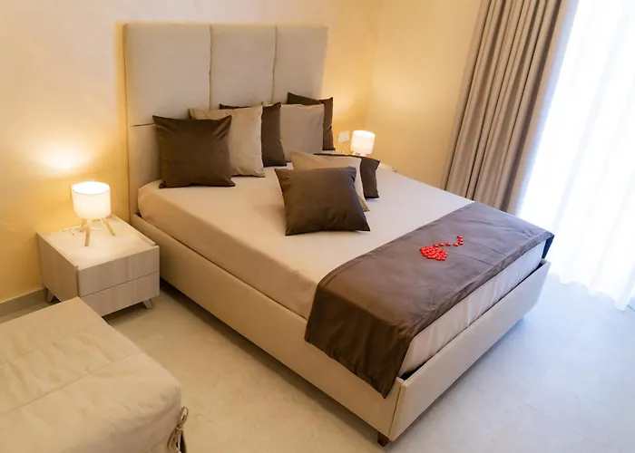 Partenope's House 3*