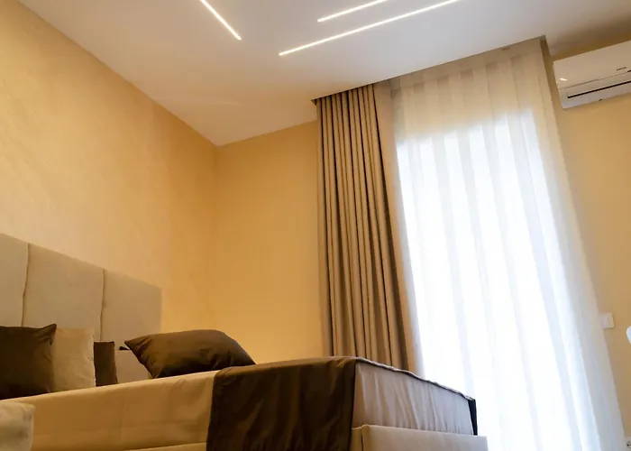 Partenope's House 3*