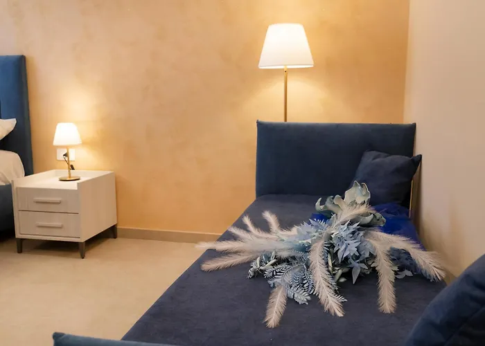 Partenope's House 3*